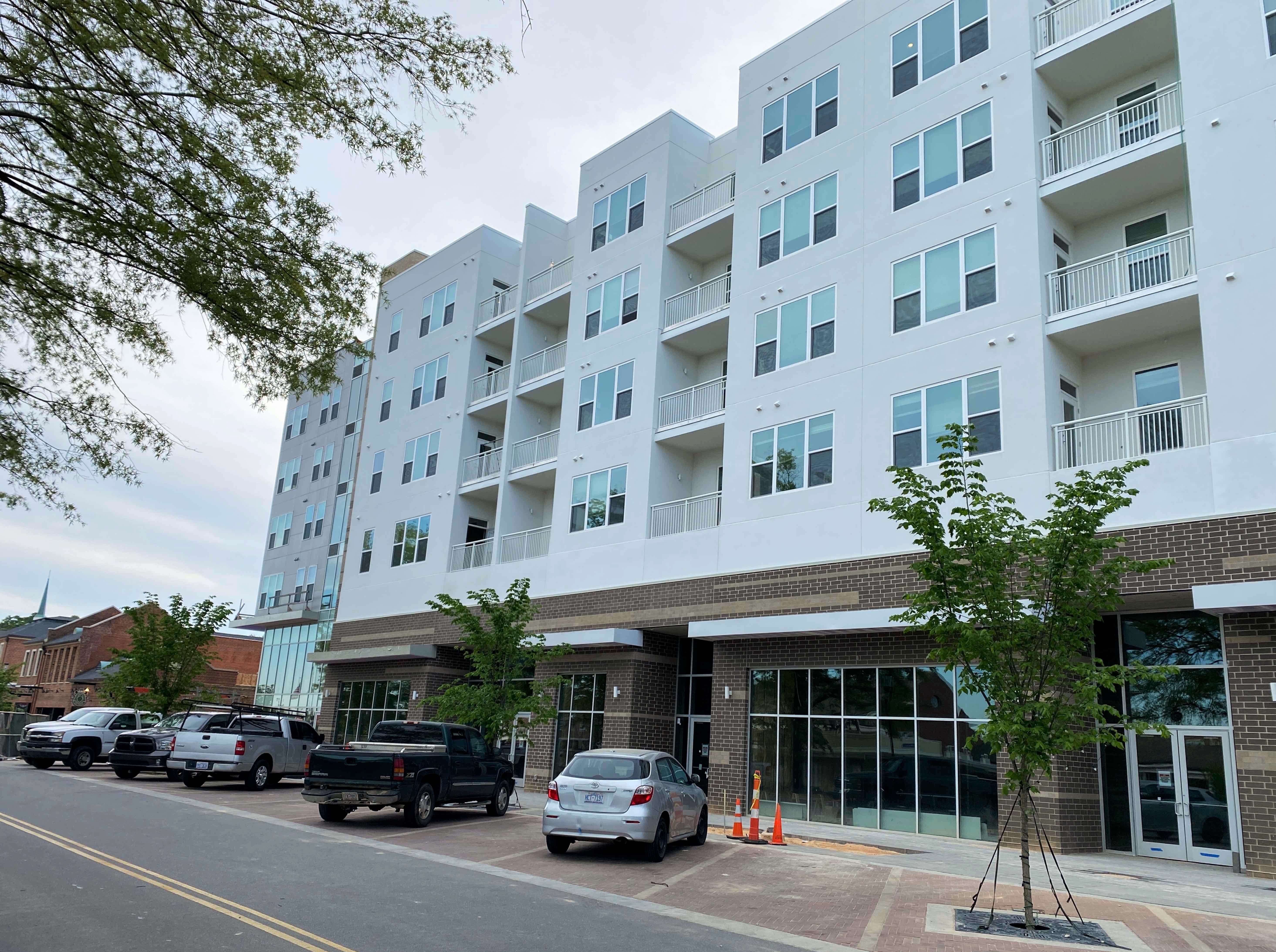 Vida apts 421jpeg 1